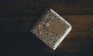 Pin Pin viskas Jūsų šventei Dovanų pakavimas